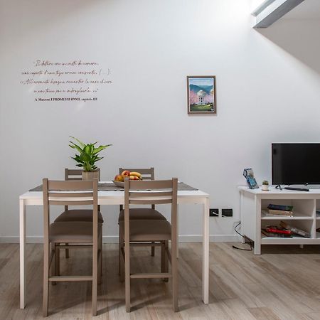 La Casa Del Sarto - Rooms And Apartments Lecco Ngoại thất bức ảnh