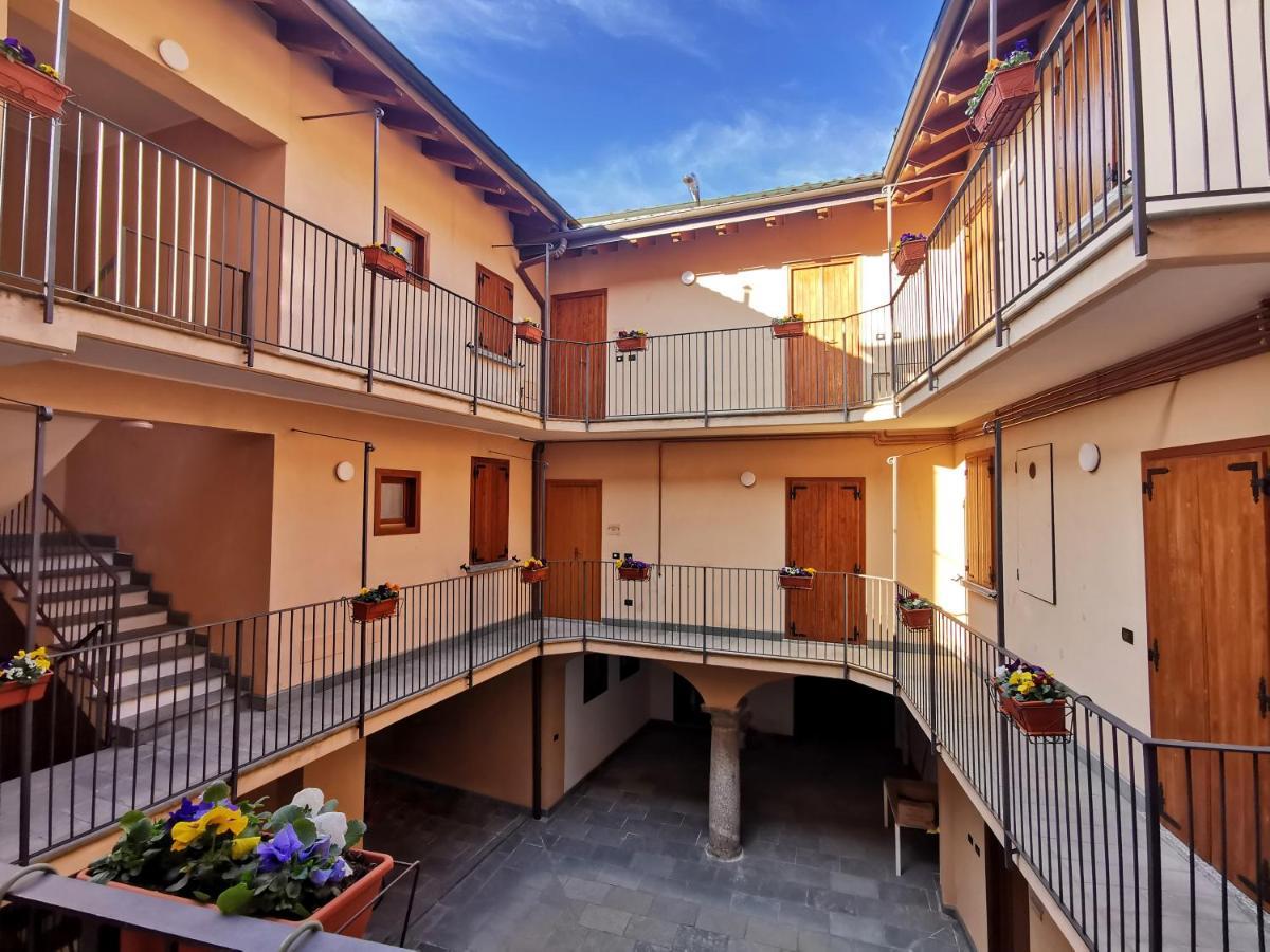 La Casa Del Sarto - Rooms And Apartments Lecco Ngoại thất bức ảnh