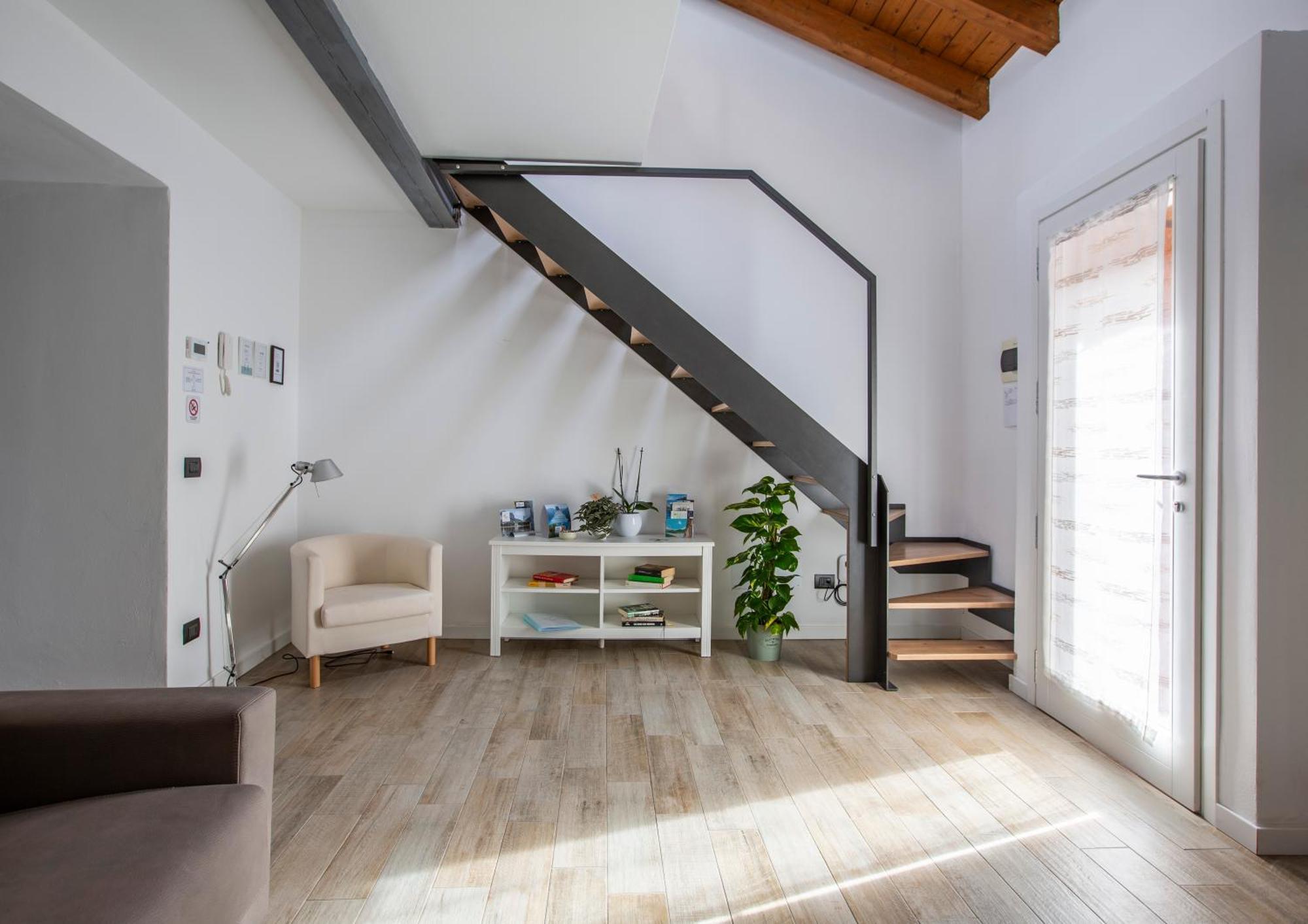 La Casa Del Sarto - Rooms And Apartments Lecco Ngoại thất bức ảnh