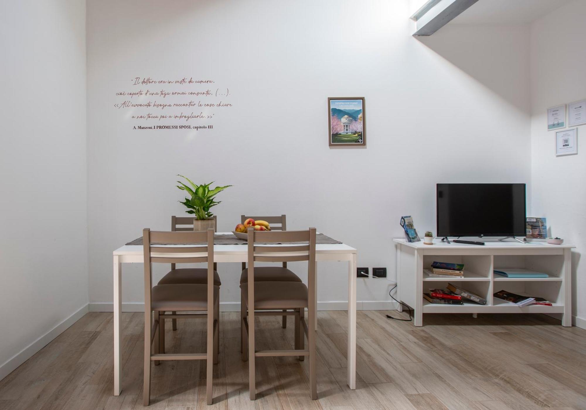 La Casa Del Sarto - Rooms And Apartments Lecco Ngoại thất bức ảnh