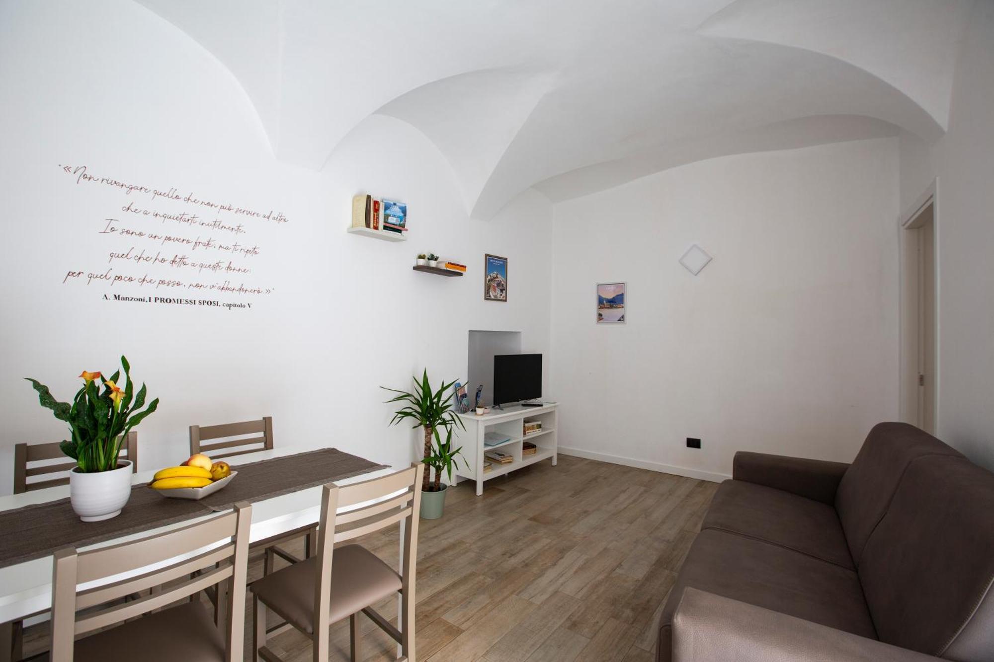 La Casa Del Sarto - Rooms And Apartments Lecco Ngoại thất bức ảnh